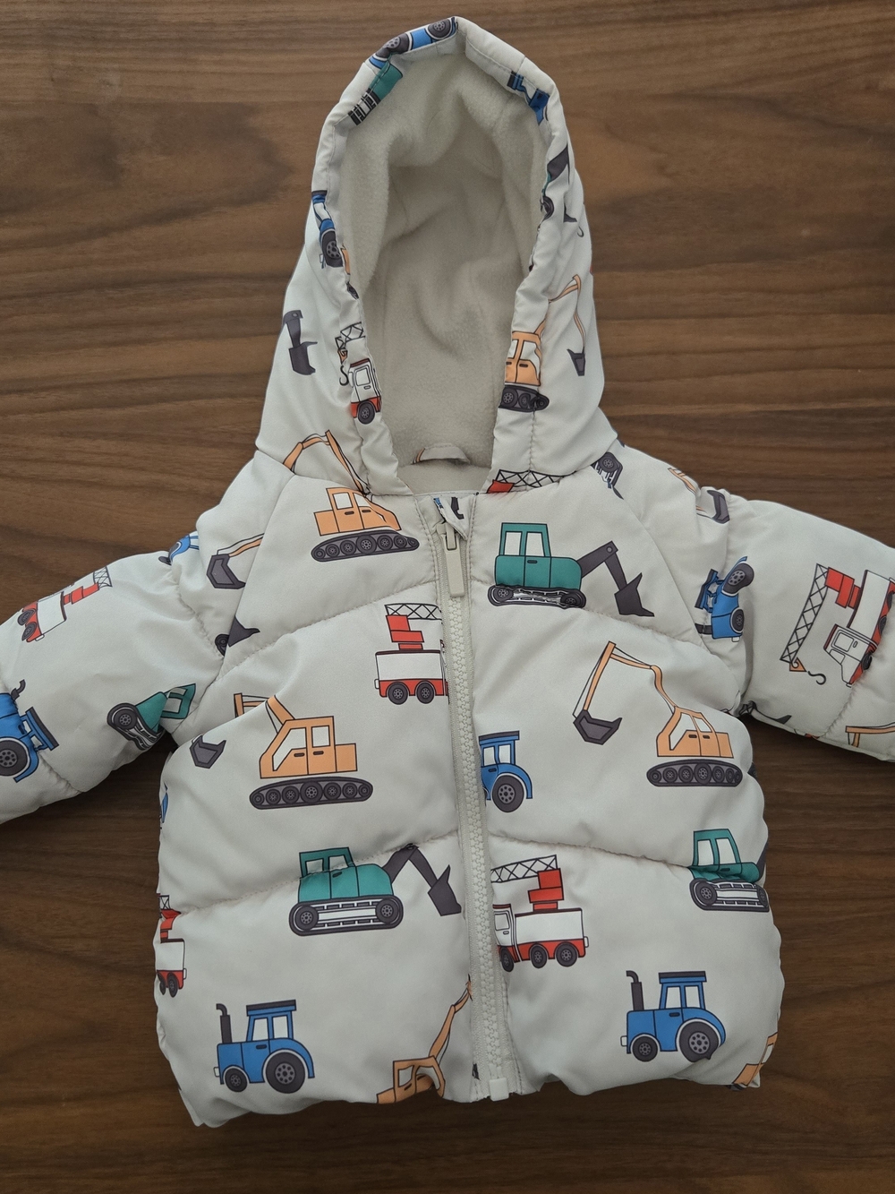 Primark White Puffer Jacket with Multicolor Construction Vehicles